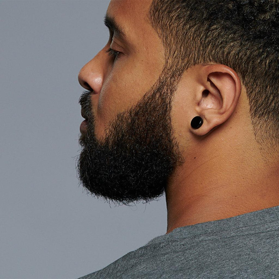 black man with perfect beard thanks to frederick benjamin beard creme, best beard products for men of color